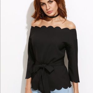 Scallop Trim Top with belt